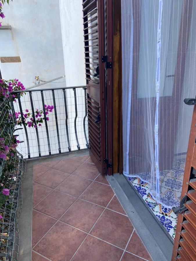 リーパリCasa Isabella Loc Turist Brアパートメント エクステリア 写真